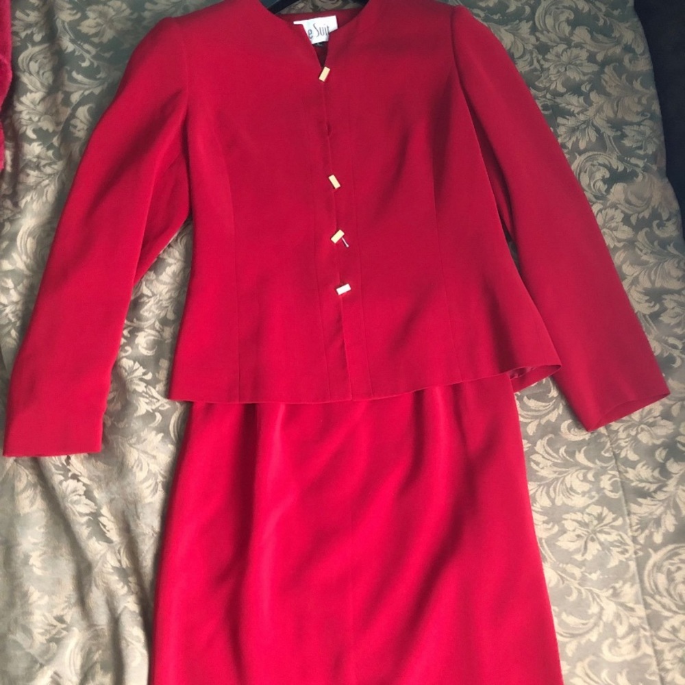 Women’s Business suit
